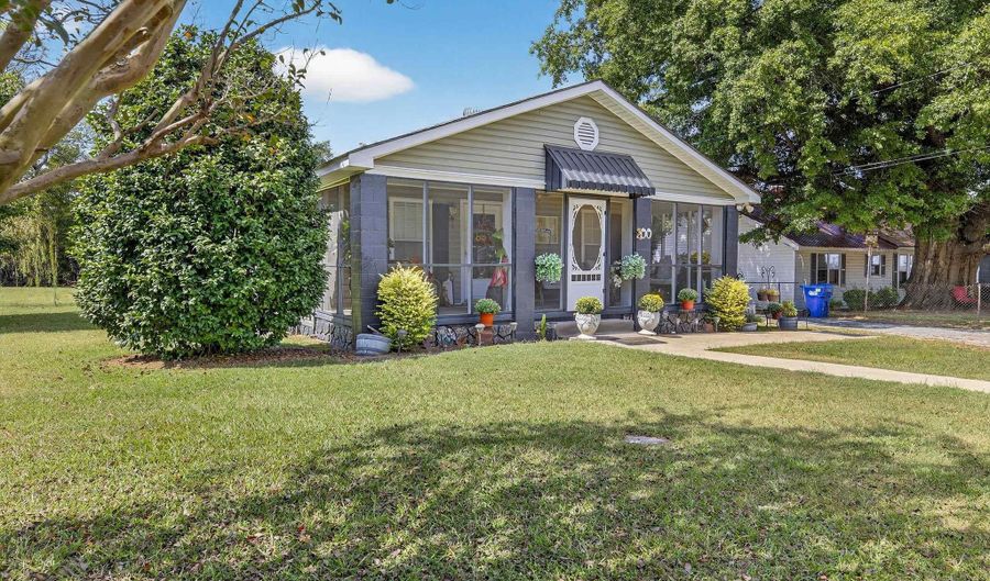 200 MOUNTAIN VIEW Rd, Anniston, AL 36201 - 3 Beds, 1 Bath
