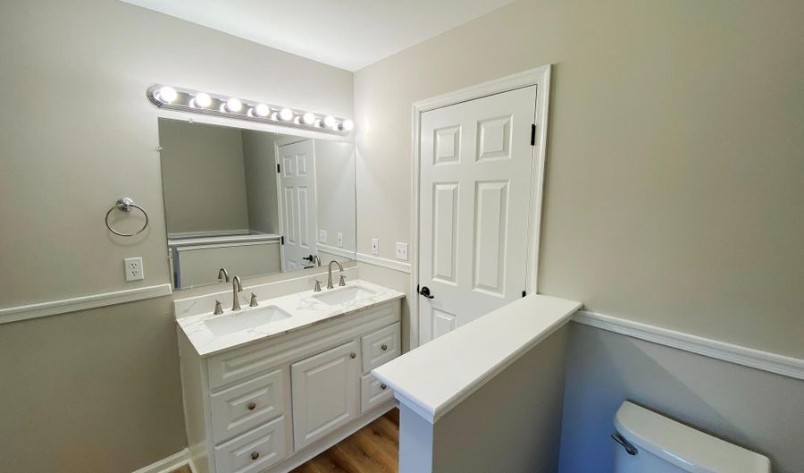113 EMERALD RIDGE Dr, Bear, DE 19701 - 4 Beds, 3 Bath