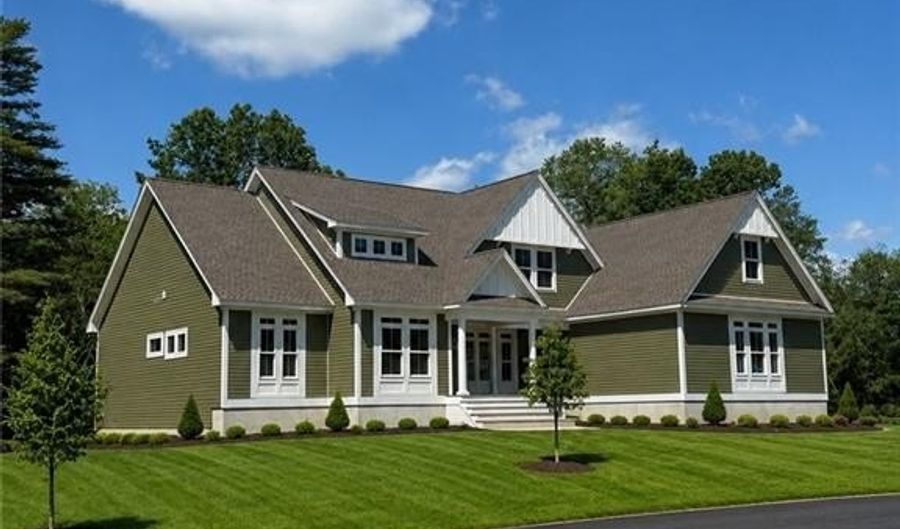 87 Carrs Ln, North Kingstown, RI 02852 - 4 Beds, 4 Bath