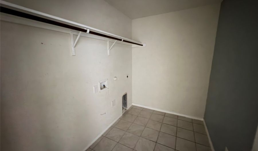 215 Woodland St, Anna, TX 75409 - 4 Beds, 2 Bath