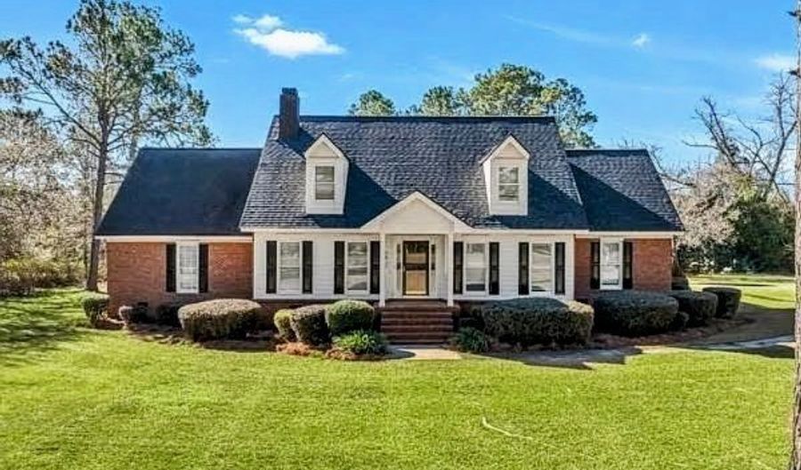 3812 Old Dawson Rd, Albany, GA 31721 - 4 Beds, 4 Bath