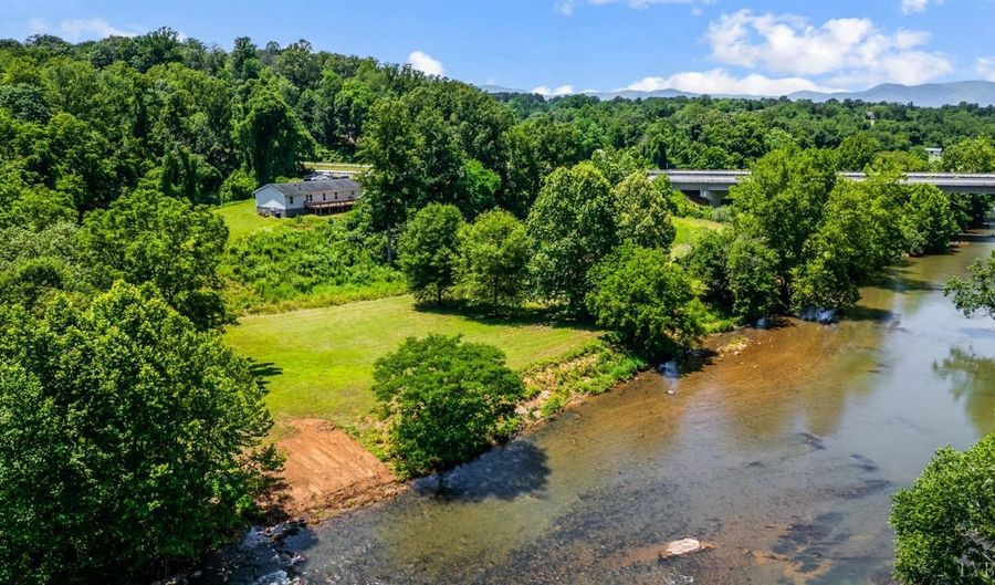 3010 N Amherst Hwy, Amherst, VA 24521 - 4 Beds, 2 Bath