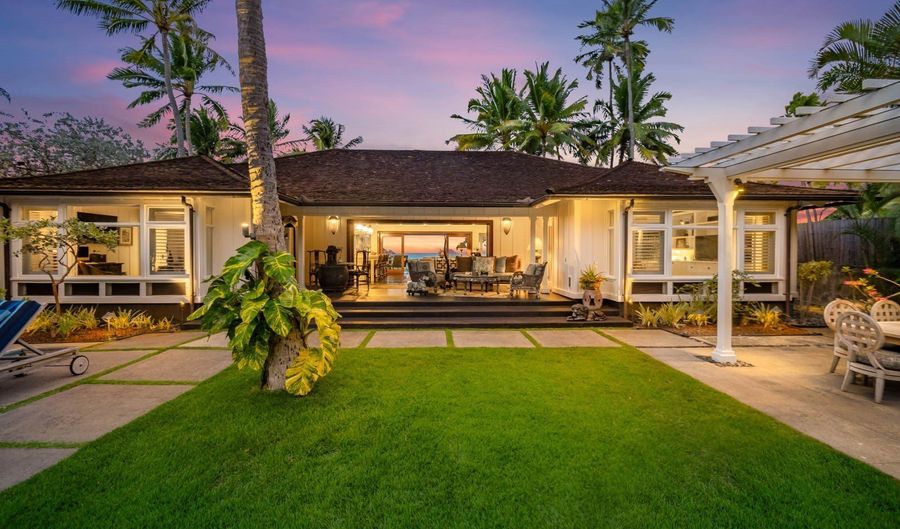 1586 Mokulua Dr, Kailua, HI 96734 - 4 Beds, 5 Bath