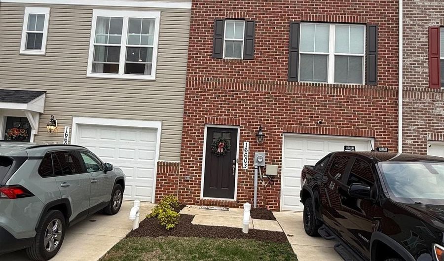 16603 ANEGADA Dr, Accokeek, MD 20607 - 3 Beds, 4 Bath