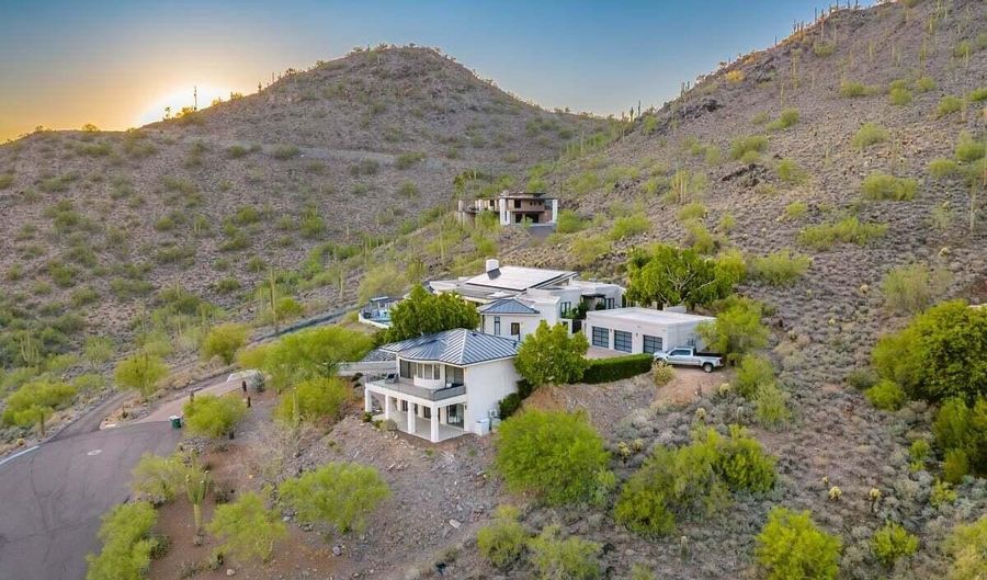 6432 E EL SENDERO Rd, Carefree, AZ 85377 - 4 Beds, 5 Bath
