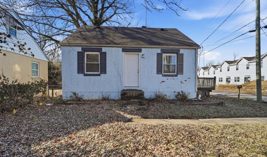 1251 Eight Mile Rd, Anderson Twp., OH 45255 - 3 Beds, 1 Bath