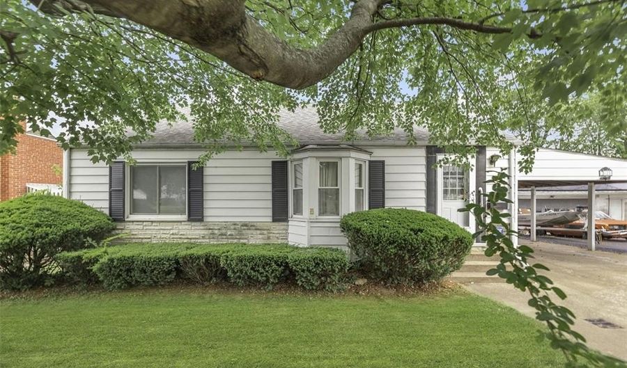 3628 Western Ave, Alton, IL 62002 - 2 Beds, 1 Bath