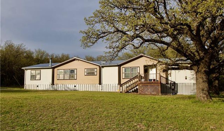 340 County Road 2886, Alvord, TX 76225 - 4 Beds, 3 Bath