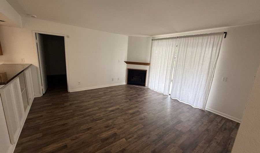 3510 W Sweetbay Ct, Anaheim, CA 92804 - 1 Beds, 1 Bath