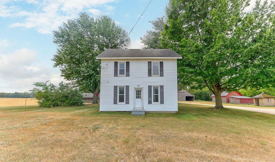 9448 Pierce St, Allendale, MI 49401 - 4 Beds, 2 Bath