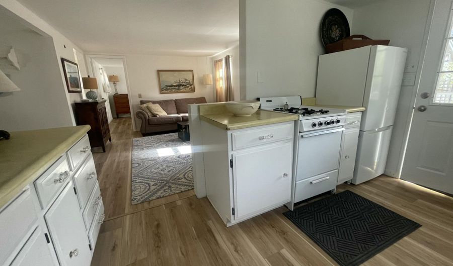 418 Woodland Ln Rear House, Avon By The Sea, NJ 07717 - 1 Beds, 1 Bath