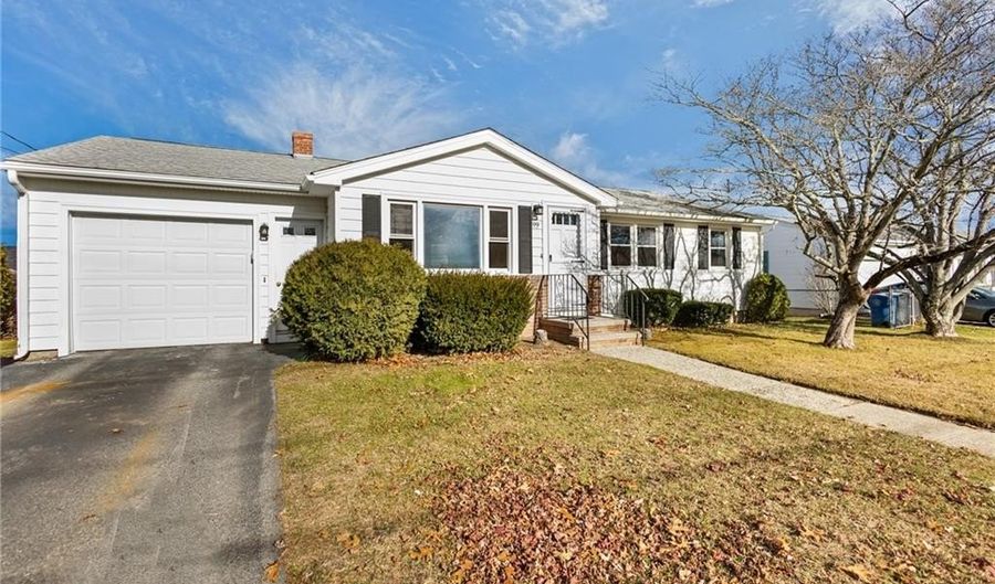 99 Salem Ave, Cranston, RI 02920 - 3 Beds, 1 Bath