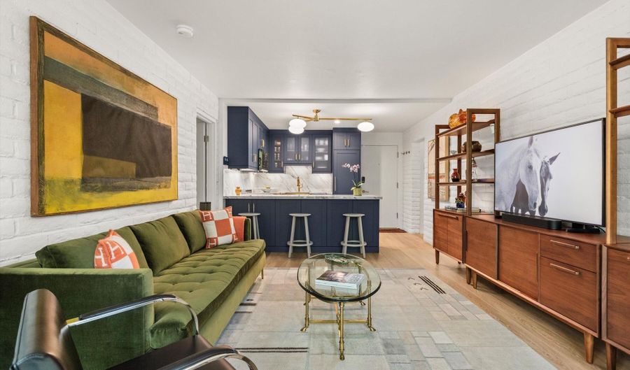 332 VINE St, Aspen, CO 81611 - 2 Beds, 2 Bath