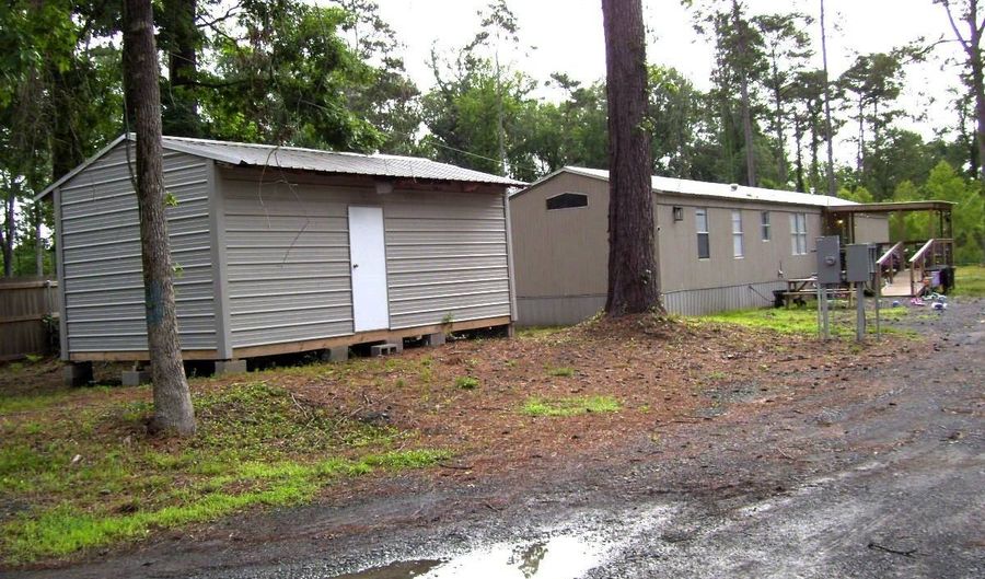 144 LR 41, Ashdown, AR 71822 - 2 Beds, 2 Bath