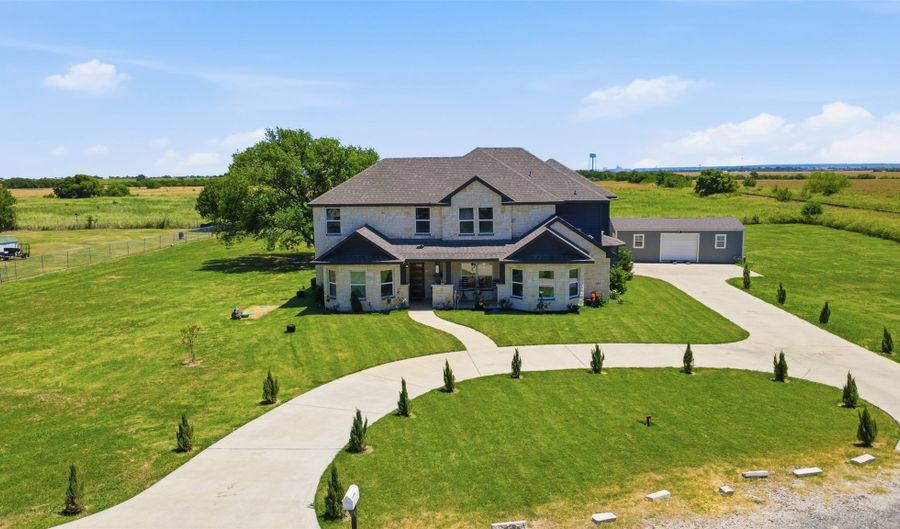 125 Woolard Dr, Alvarado, TX 76009 - 5 Beds, 5 Bath
