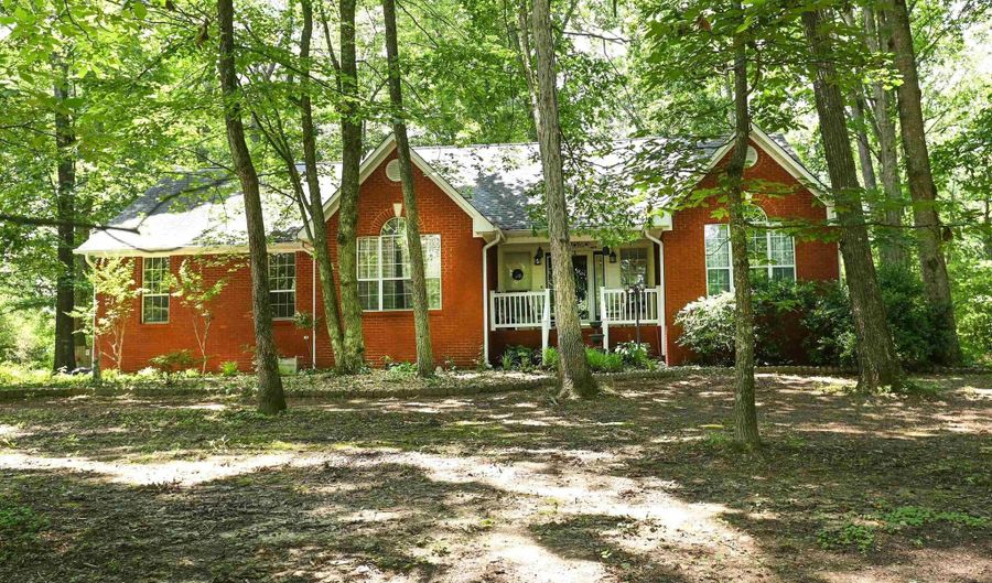 2697 Friendship Rd, Arab, AL 35016 - 3 Beds, 2 Bath