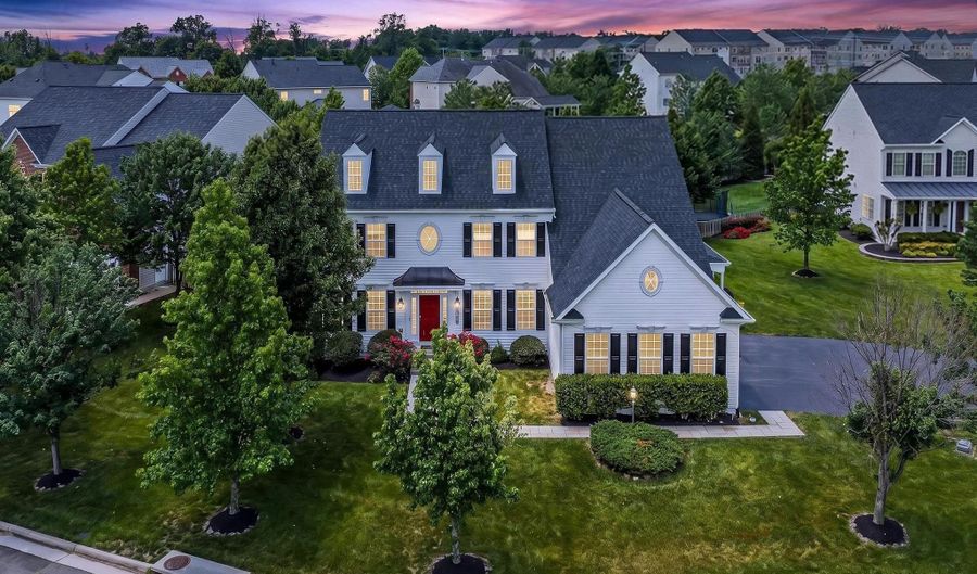 25279 CONNOR Ct, Aldie, VA 20105 - 6 Beds, 5 Bath