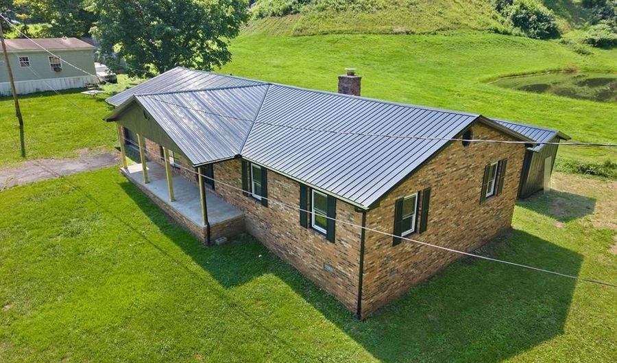 57 Hopson St, Auxier, KY 41602 - 3 Beds, 2 Bath