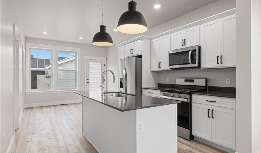 6232 Rosemary Rd, Billings, MT 59101 - 2 Beds, 3 Bath