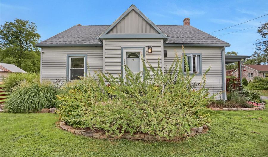 243 TATTLETOWN Rd, Aaronsburg, PA 16820 - 5 Beds, 3 Bath