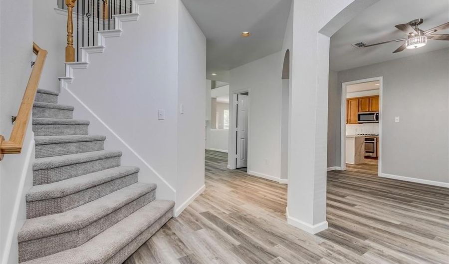 817 Rushmore Dr, Allen, TX 75002 - 5 Beds, 4 Bath