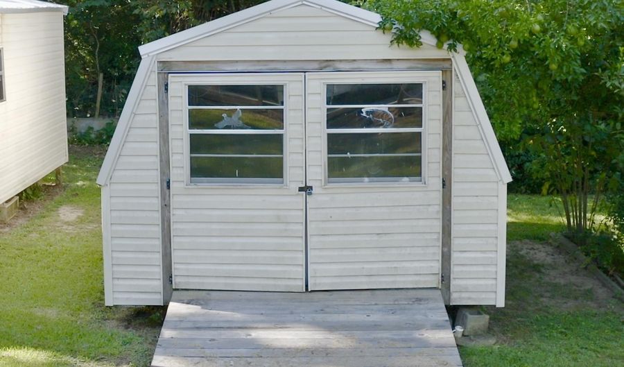 15900 Taylor Rd, Bay Minette, AL 36507 - 2 Beds, 2 Bath