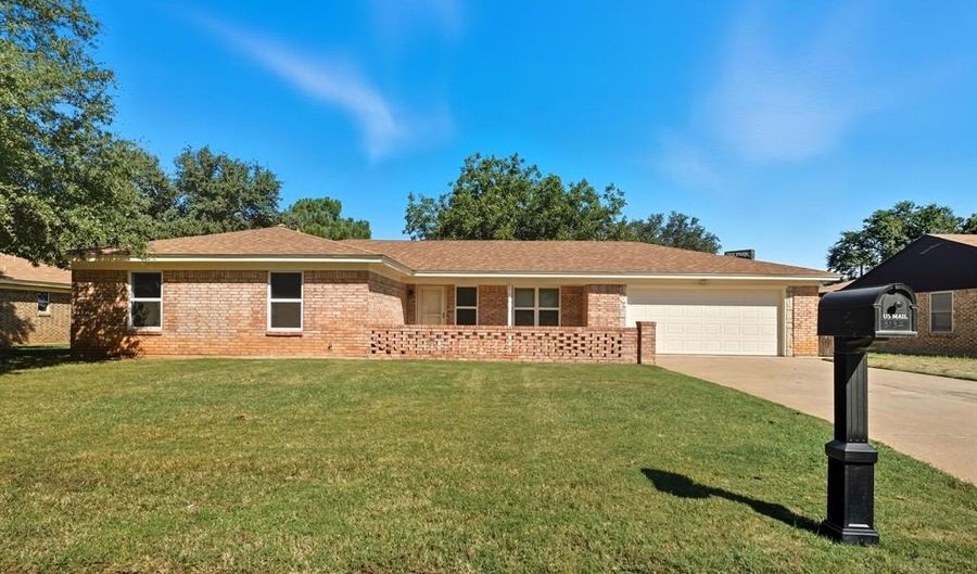 3132 Primrose Dr, Abilene, TX 79606 - 3 Beds, 2 Bath