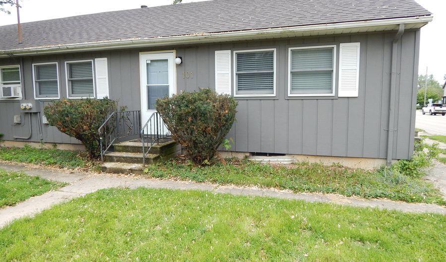 101 Prairie St, Ottawa, IL 61350 - 3 Beds, 1 Bath