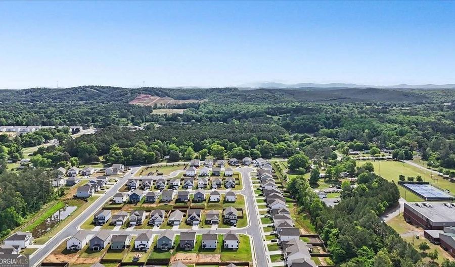 514 Denton Dr, Adairsville, GA 30103 - 3 Beds, 3 Bath