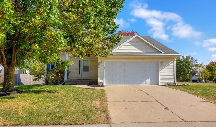 3033 SW Brookeline Dr, Ankeny, IA 50023 - 3 Beds, 3 Bath