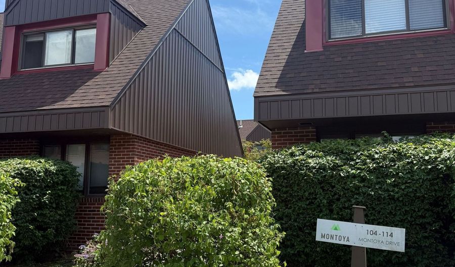 105 Montoya Dr 105, Branford, CT 06405 - 2 Beds, 2 Bath
