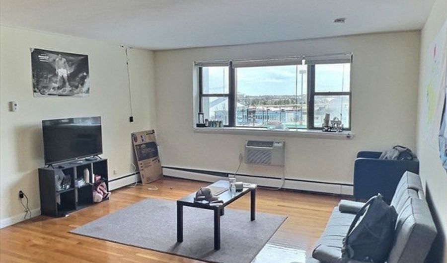 1039 Commonwealth Ave 27, Boston, MA 02215 - 2 Beds, 1 Bath