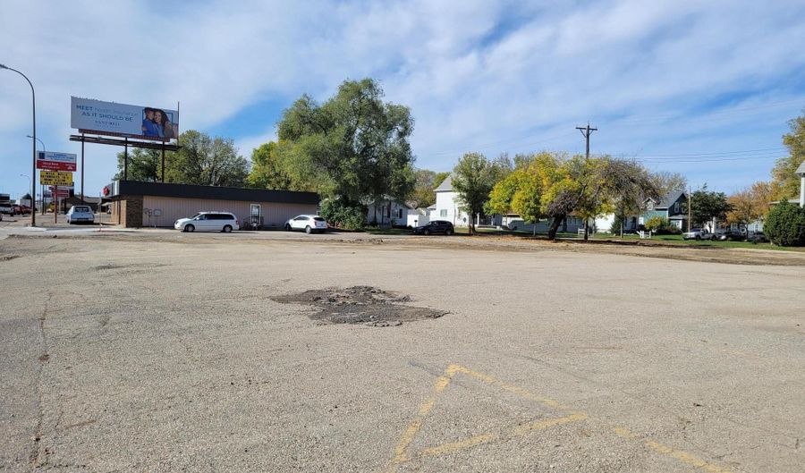 1111 A/1115 SE 6th Ave, Aberdeen, SD 57401 - 0 Beds, 0 Bath