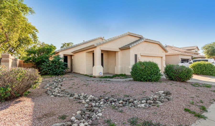 12361 W HARRISON St, Avondale, AZ 85323 - 3 Beds, 2 Bath