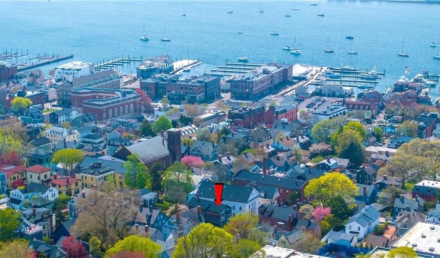 85 Mill St, Newport, RI 02840 - 6 Beds, 4 Bath