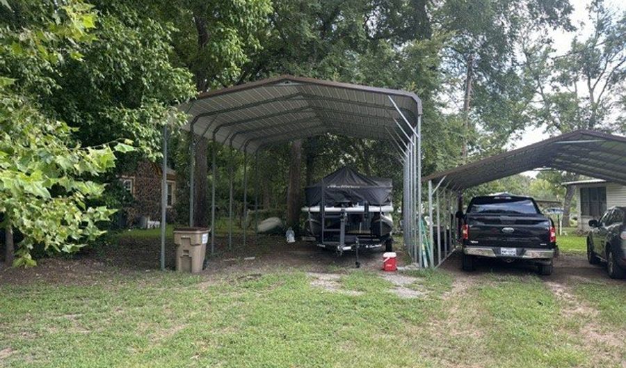 490 E Holley, Alba, TX 75410 - 3 Beds, 2 Bath