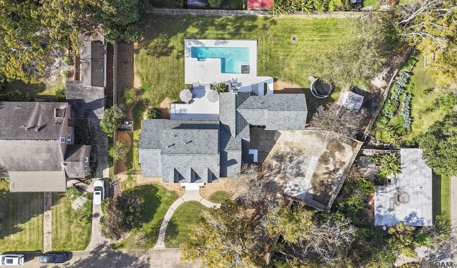 730 Mouton St, Baton Rouge, LA 70806 - 4 Beds, 5 Bath