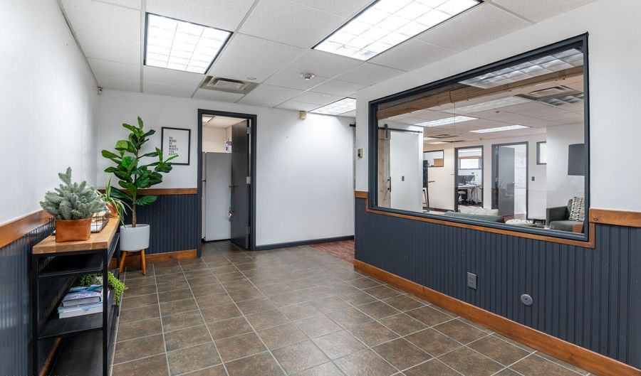 100 W Beaver Creek Boulevard Unit 200 Executive Suites, Avon, CO 81620 - 0 Beds, 0 Bath