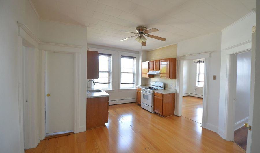 169-171 AVENUE F 3A, Bayonne, NJ 07002 - 2 Beds, 1 Bath