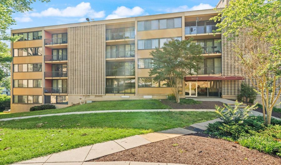 12 VAN DORN 405, Alexandria, VA 22304 - 3 Beds, 2 Bath