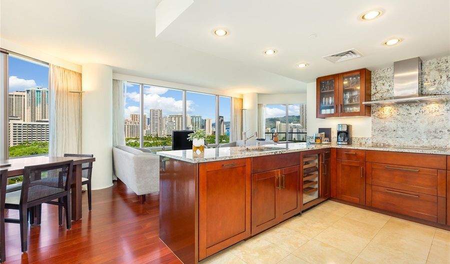 223 Saratoga Rd 1103, Honolulu, HI 96815 - 2 Beds, 2 Bath