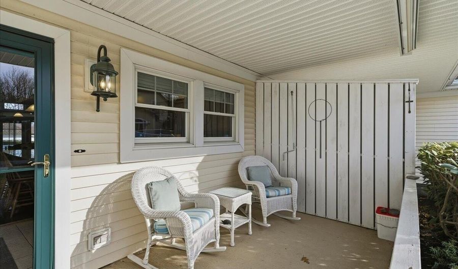 99 Dockside Ln, Belfast, ME 04915 - 2 Beds, 0 Bath