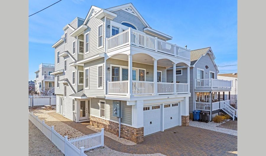 220 TAYLOR Ave, Beach Haven, NJ 08008 - 6 Beds, 4 Bath
