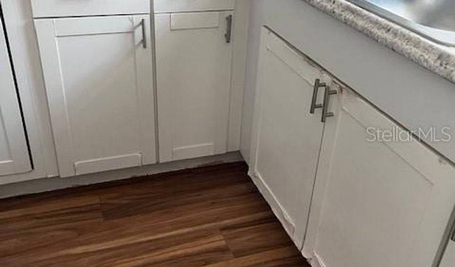 17071 SW 127TH Ave, Archer, FL 32618 - 3 Beds, 1 Bath