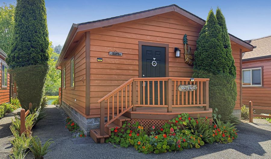 97748 N BANK CHETCO RIVER Rd #25, Brookings, OR 97415 - 2 Beds, 1 Bath