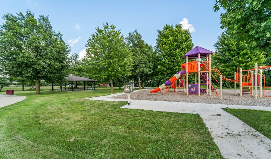 2401 White Oak Dr, Ames, IA 50014 - 3 Beds, 2 Bath
