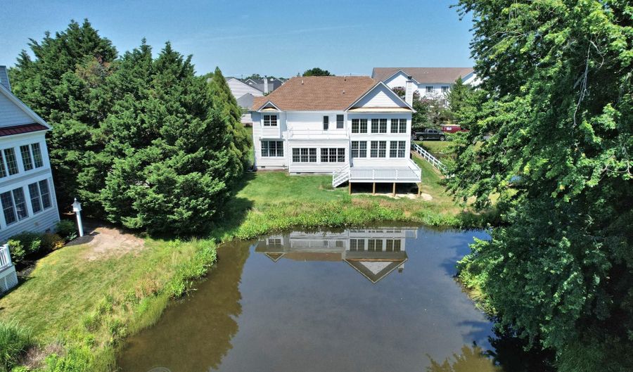 31274 LEE MEADOW Dr, Bethany Beach, DE 19930 - 5 Beds, 5 Bath