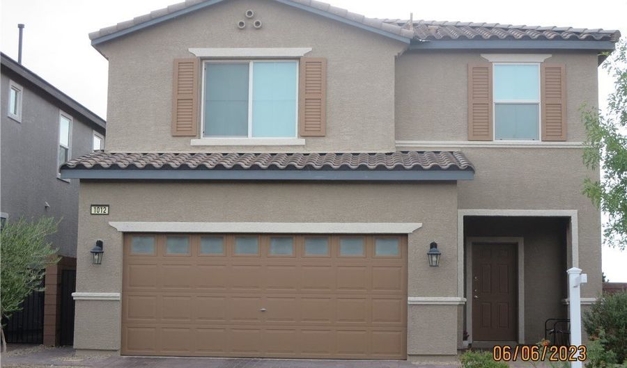 1012 Huckburn Ave, Henderson, NV 89015 - 4 Beds, 3 Bath