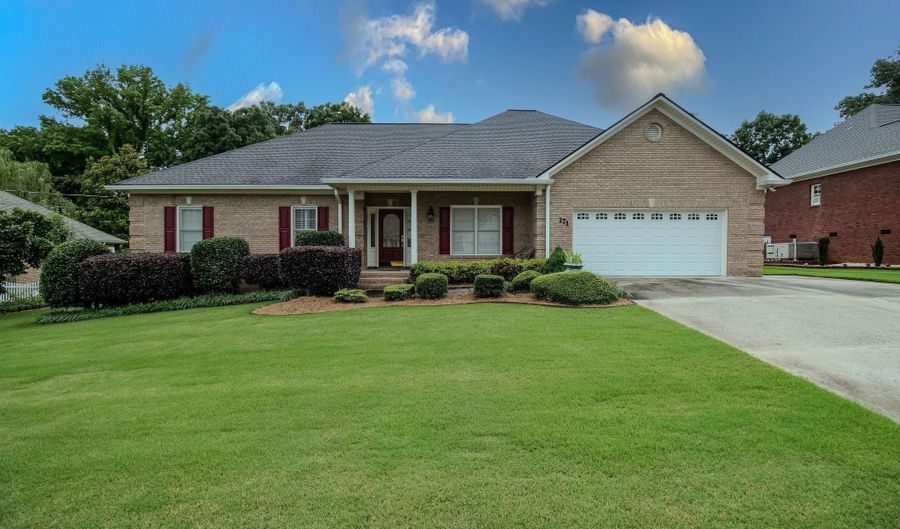 171 HUNTINGTON Trce, Anniston, AL 36207 - 3 Beds, 2 Bath
