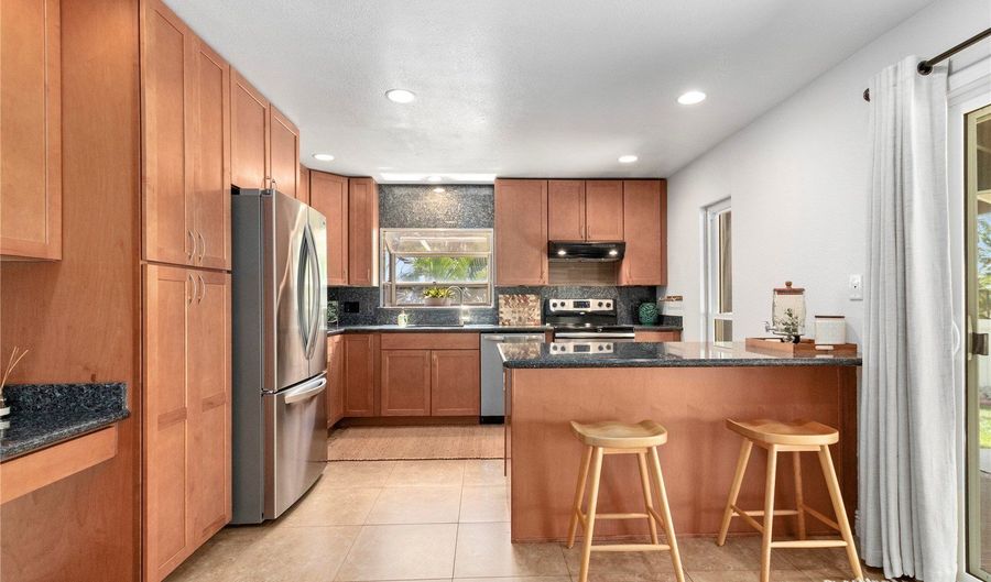 92-1272 Kikaha St 50, Kapolei, HI 96707 - 3 Beds, 2 Bath